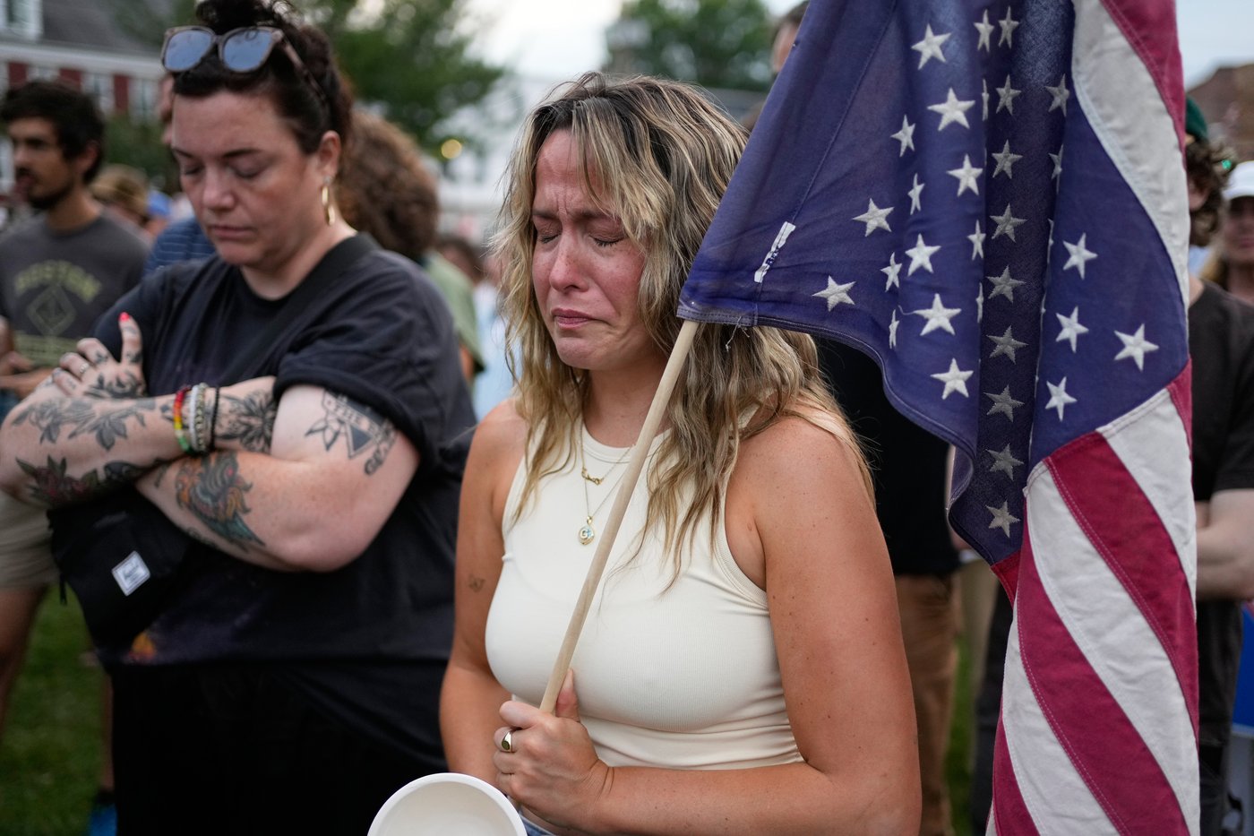 Maine protests after ICE fatally shoots a motorist, in photos | iNFOnews.ca