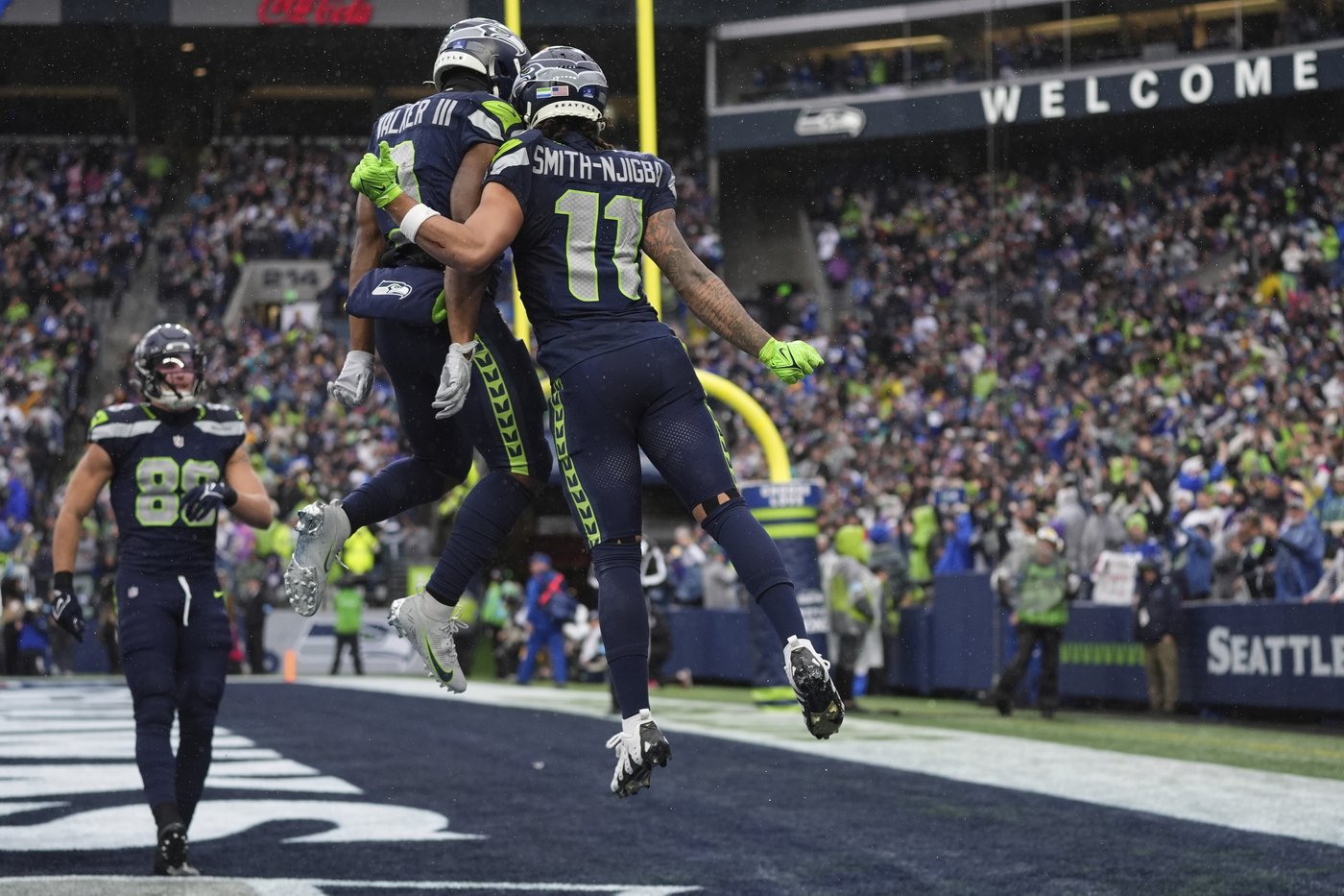 Sam Darnold and Justin Jefferson lead surging Vikings past Seahawks 27-24 | iNFOnews.ca