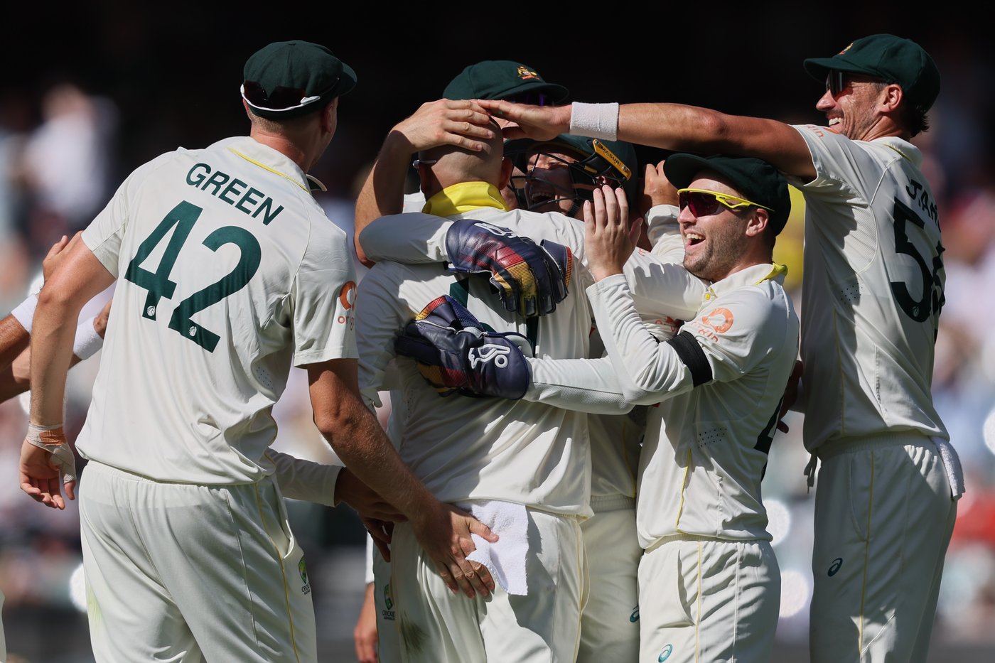 Nathan Lyon picks off three key wickets to set Australia on course for Ashes series win | iNFOnews.ca Nathan Lyon picks off three key wickets to set Australia on course for Ashes series win | iNFOnews.ca