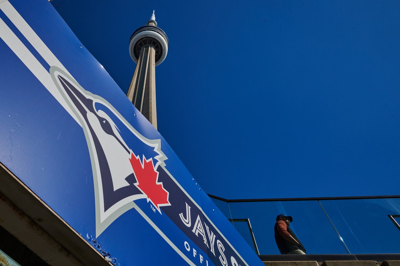 Ontario Premier Doug Ford criticizes World Series ticket 'gouging' | iNFOnews.ca