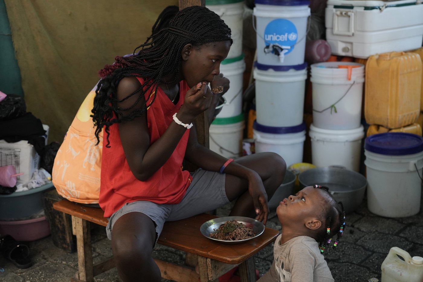 First group of deportees arrives in troubled Haiti after US ends TPS program | iNFOnews.ca