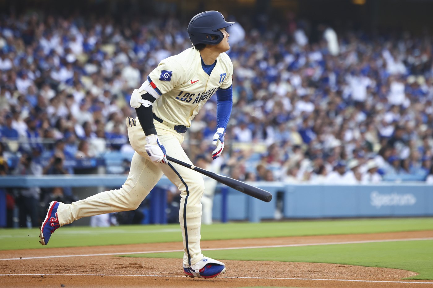 Shohei Ohtani hits 2 homers against Giants, ending the Dodgers star's 10-game homer drought | iNFOnews.ca Shohei Ohtani hits 2 homers against Giants, ending the Dodgers star's 10-game homer drought | iNFOnews.ca