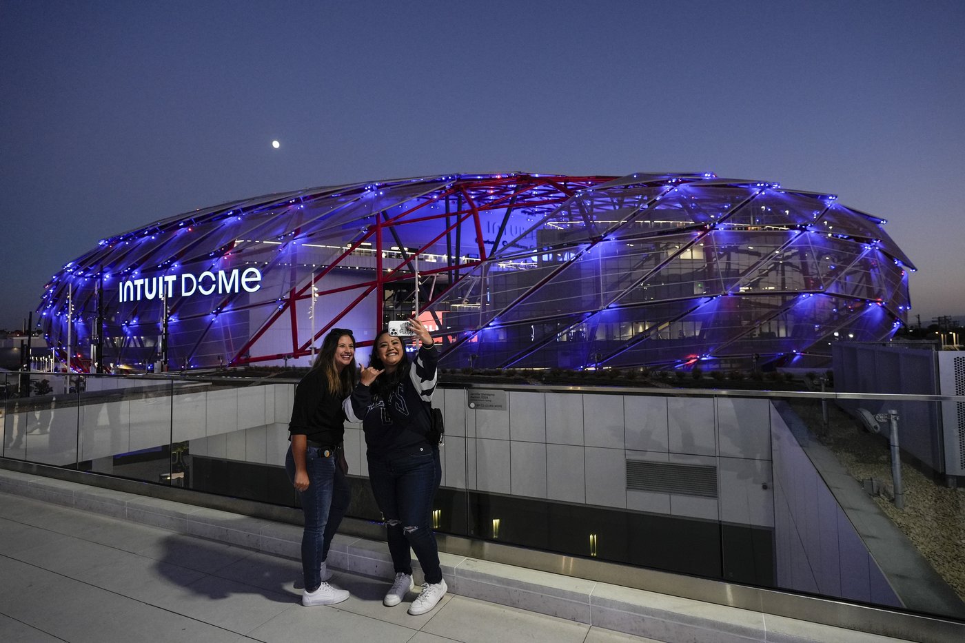Intuit Dome opens its doors to Los Angeles Clippers fans | iNFOnews.ca