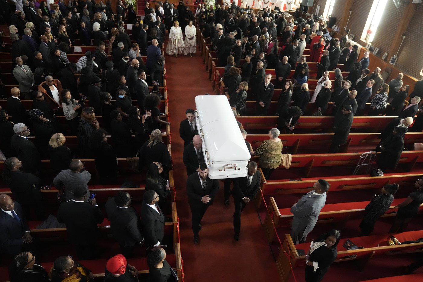 Cissy Houston mourned by Dionne Warwick, politicians and more at longtime church | iNFOnews.ca