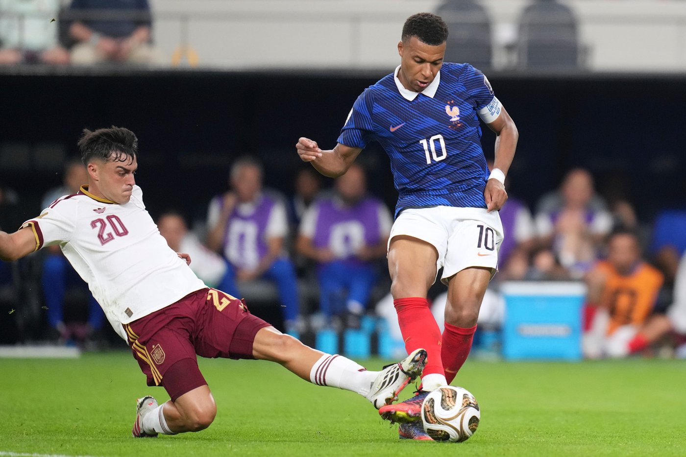 Kylian Mbappé denied a 3rd straight World Cup final but remains in Golden Boot mix with Messi | iNFOnews.ca
