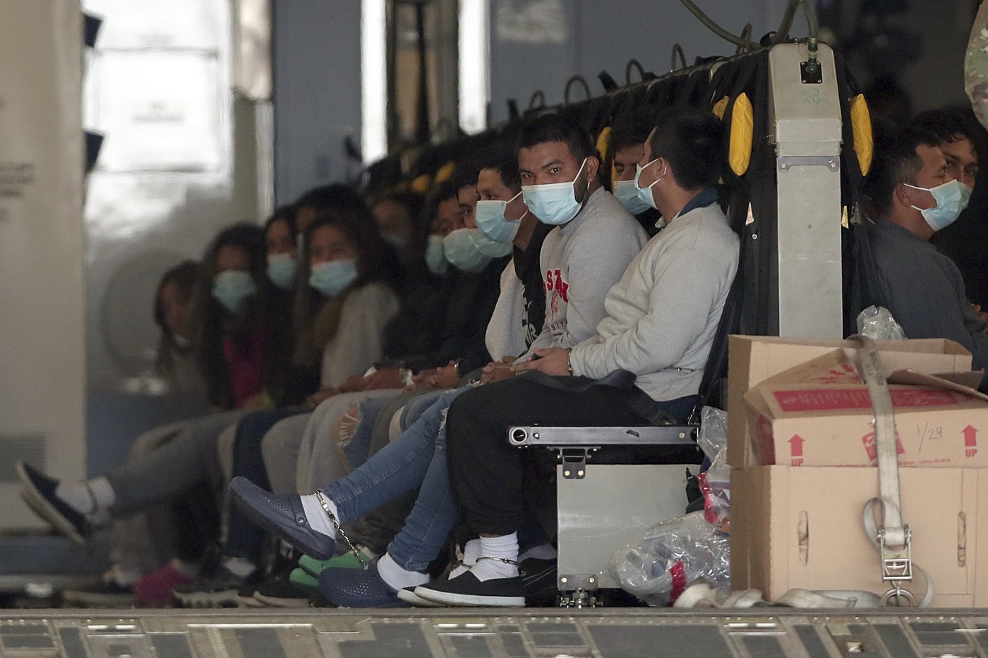 Air Force deportation flight skirts Mexican airspace to Guatemala as military's border role grows | iNFOnews.ca