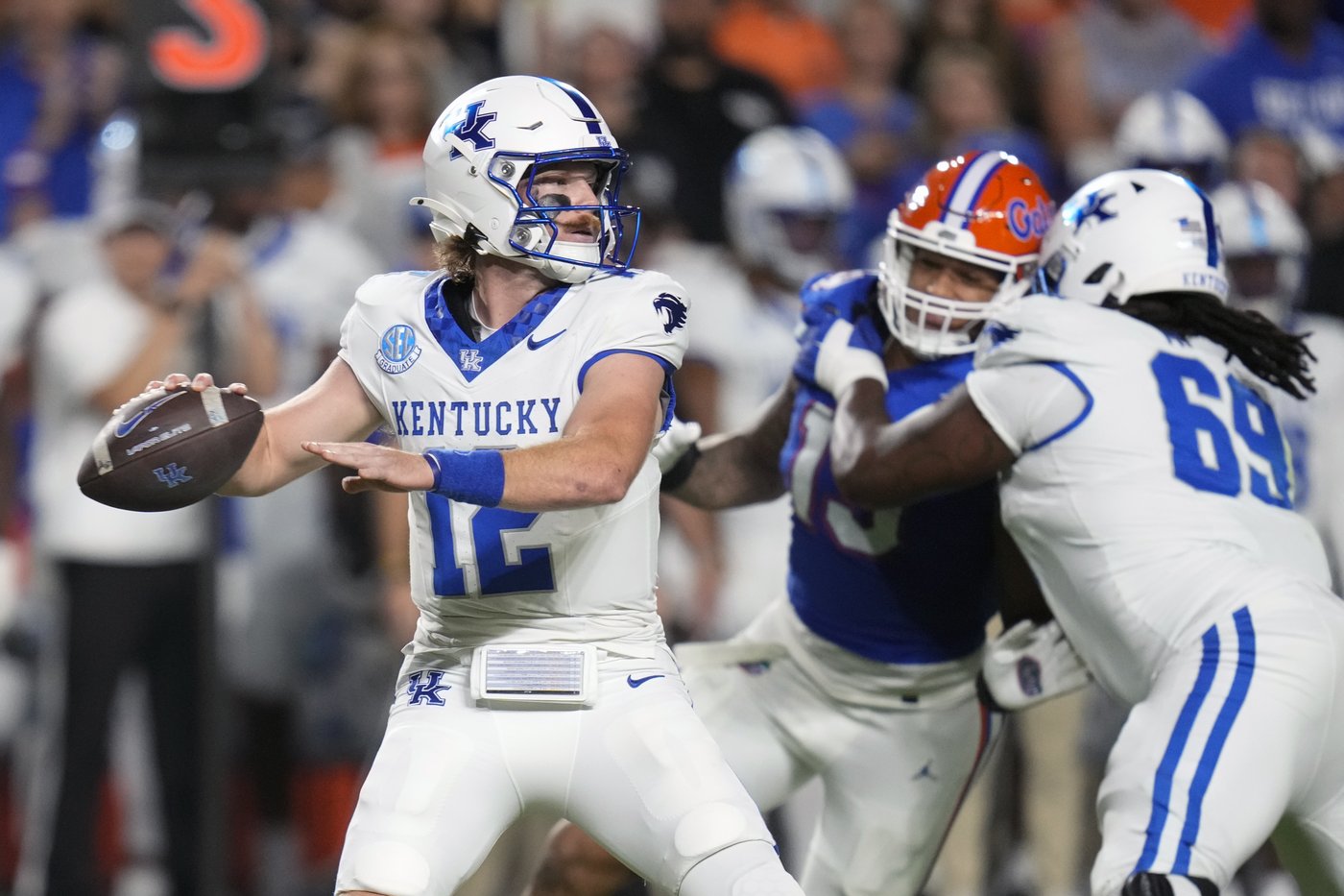 Jadan Baugh runs for 5 TDs as Florida dominates Kentucky 48-20 for 1st series win since 2020 | iNFOnews.ca