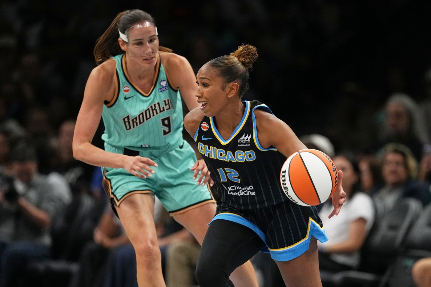 Ionescu scores 29 points, 9 in the last minute, to rally the Liberty to a 95-94 win over the Sky | iNFOnews.ca