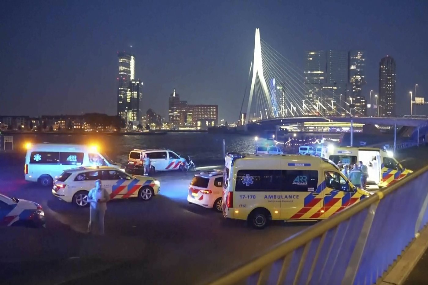 Dutch prosecutors say man arrested after fatal stabbing is suspected of a terrorist motive | iNFOnews.ca Dutch prosecutors say man arrested after fatal stabbing is suspected of a terrorist motive | iNFOnews.ca