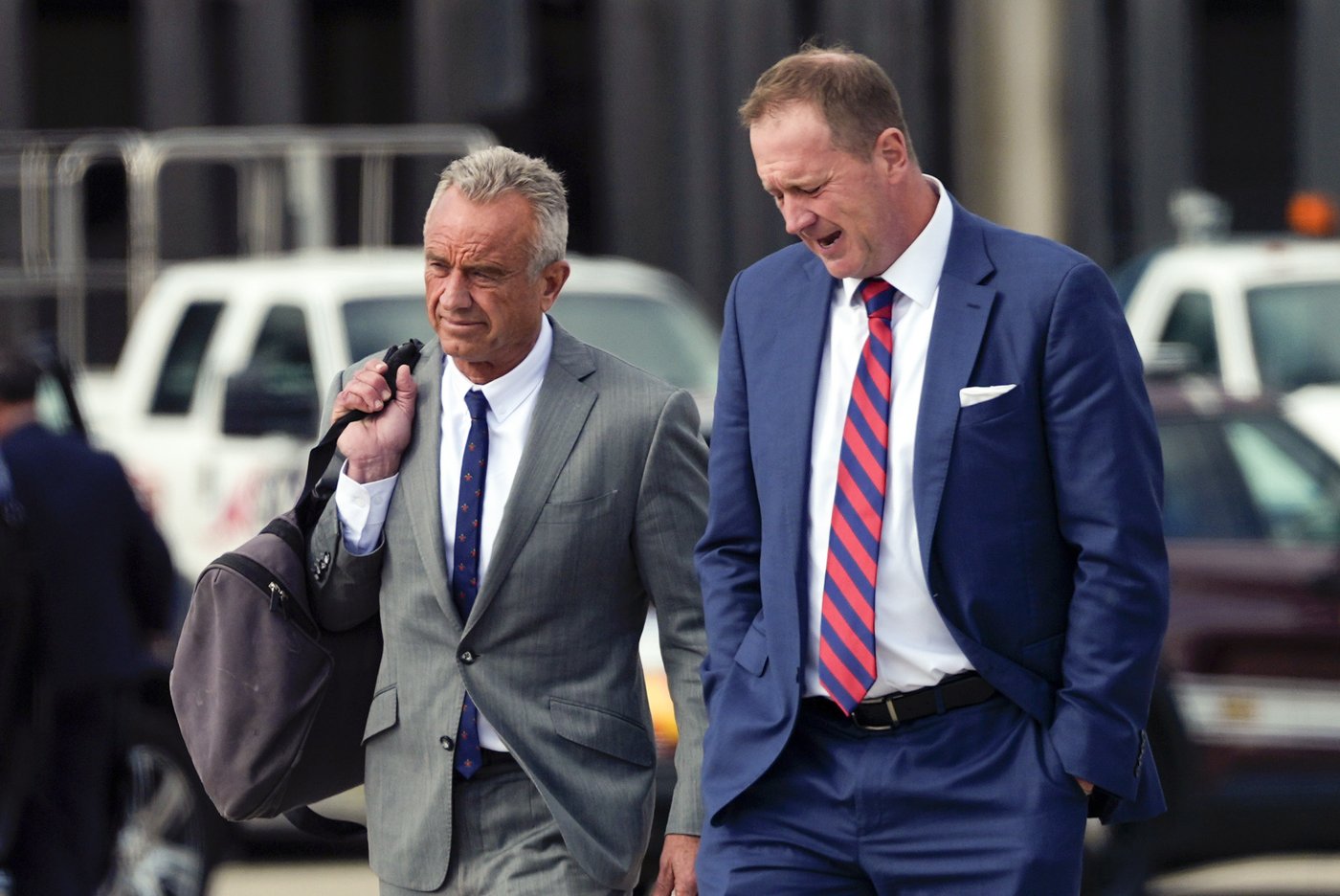 RFK Jr. says Trump would push to remove fluoride from drinking water. 'It's possible,' Trump says | iNFOnews.ca