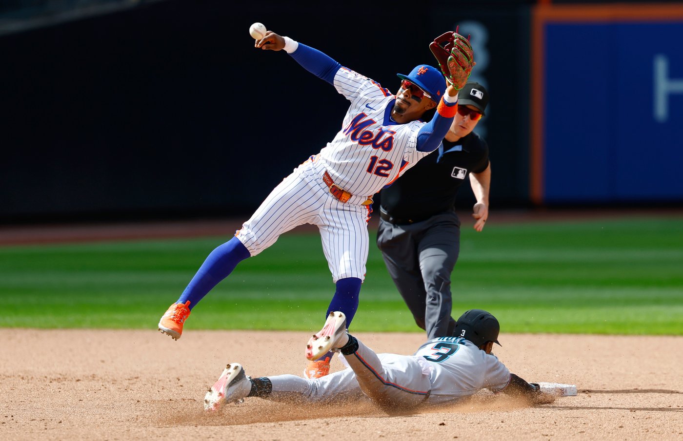 Petersen, Mack, Edwards lead the Marlins to a 2-0 win over the Mets | iNFOnews.ca Petersen, Mack, Edwards lead the Marlins to a 2-0 win over the Mets | iNFOnews.ca