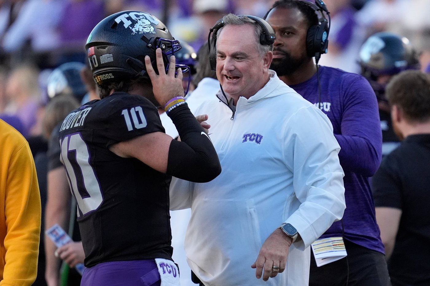 Baylor-TCU could be a passing showdown with national leaders Robertson and Hoover on same field | iNFOnews.ca Baylor-TCU could be a passing showdown with national leaders Robertson and Hoover on same field | iNFOnews.ca