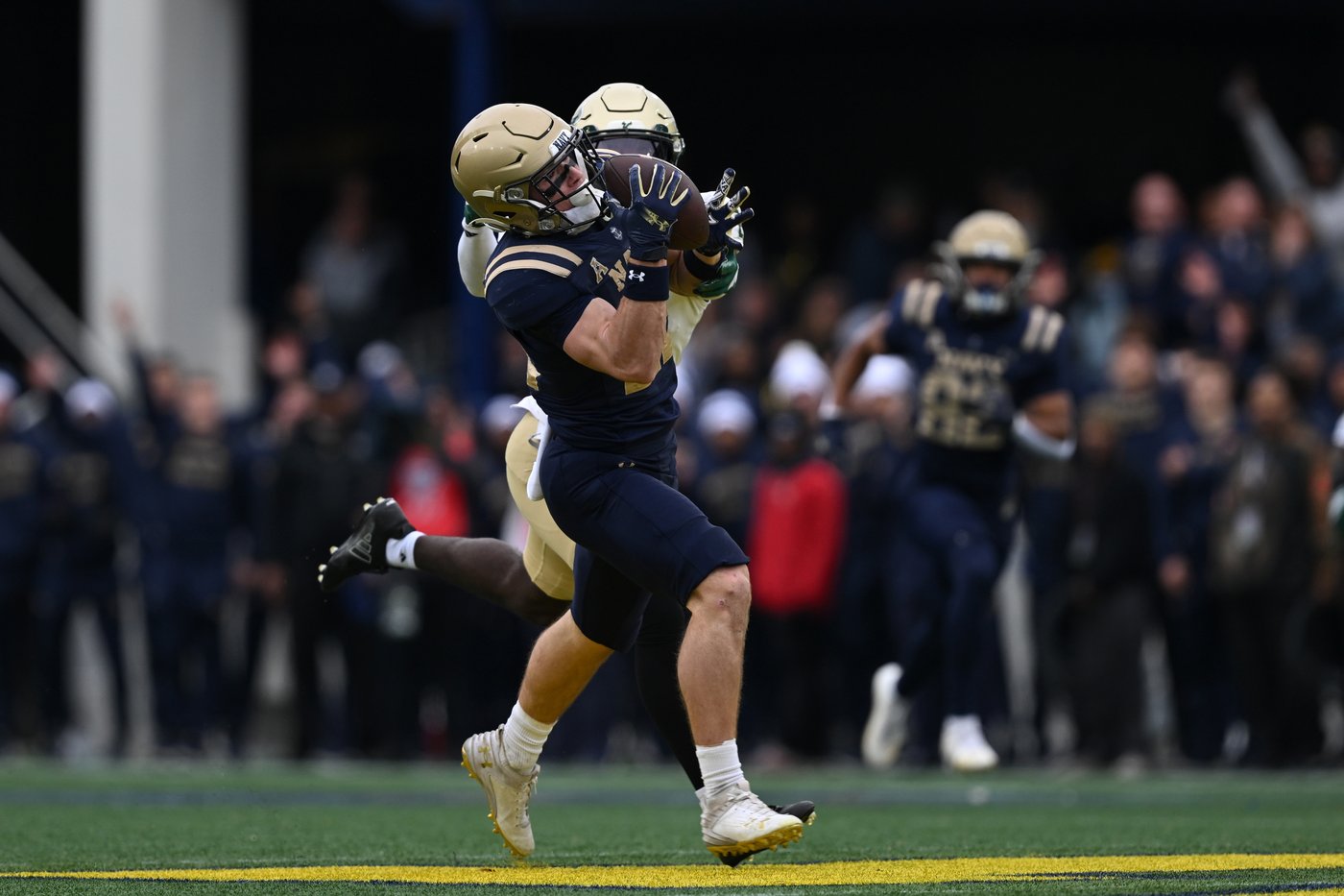 Heidenreich becomes Navy's all-time receiving yards leader as Midshipmen beat No. 25 South Florida | iNFOnews.ca Heidenreich becomes Navy's all-time receiving yards leader as Midshipmen beat No. 25 South Florida | iNFOnews.ca