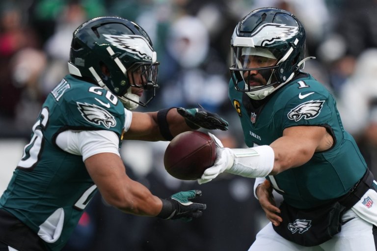Eagles are one win away from a second straight NFC East title and a home playoff game | iNFOnews.ca