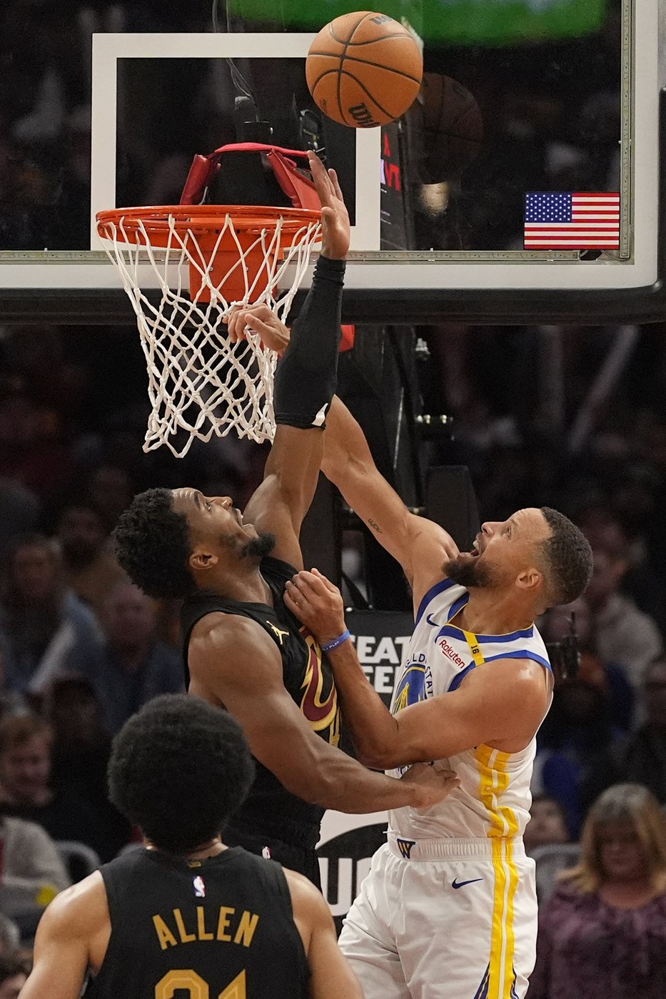 Perfect 10: High-scoring Cavaliers extend best start in team history under new coach Kenny Atkinson | iNFOnews.ca