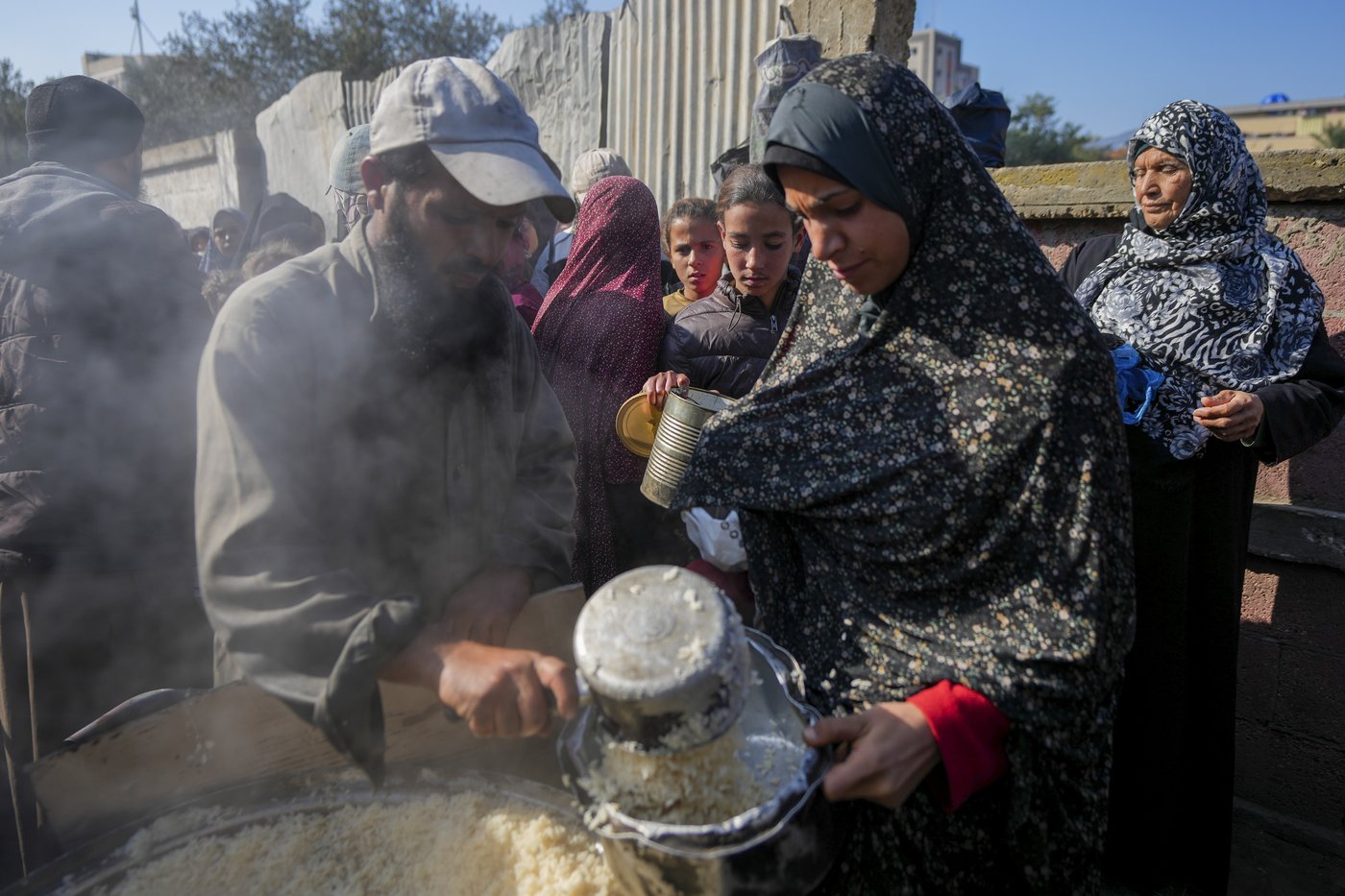 New Israeli airstrikes in Gaza humanitarian zone and elsewhere kill at least 26 | iNFOnews.ca New Israeli airstrikes in Gaza humanitarian zone and elsewhere kill at least 26 | iNFOnews.ca