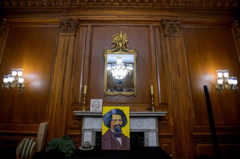 House renames press gallery after Frederick Douglass in bipartisan recognition of Black history | iNFOnews.ca