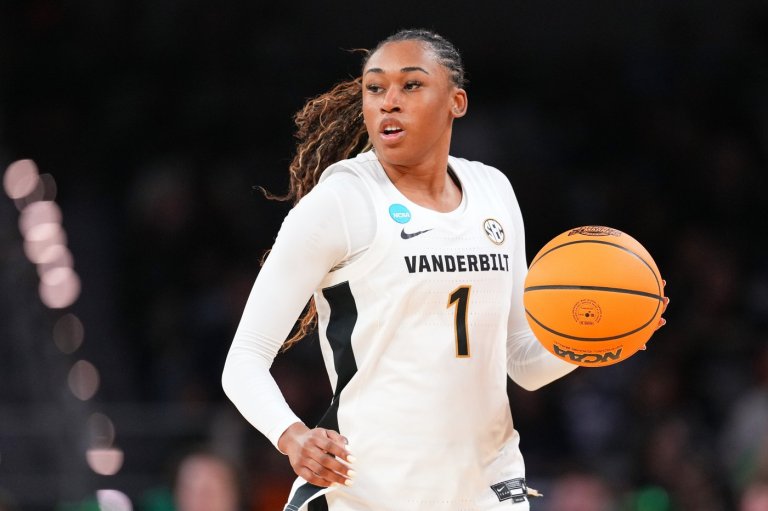 Hawkeyes are set to play Vanderbilt in a November women's basketball game in Sioux City, Iowa | iNFOnews.ca