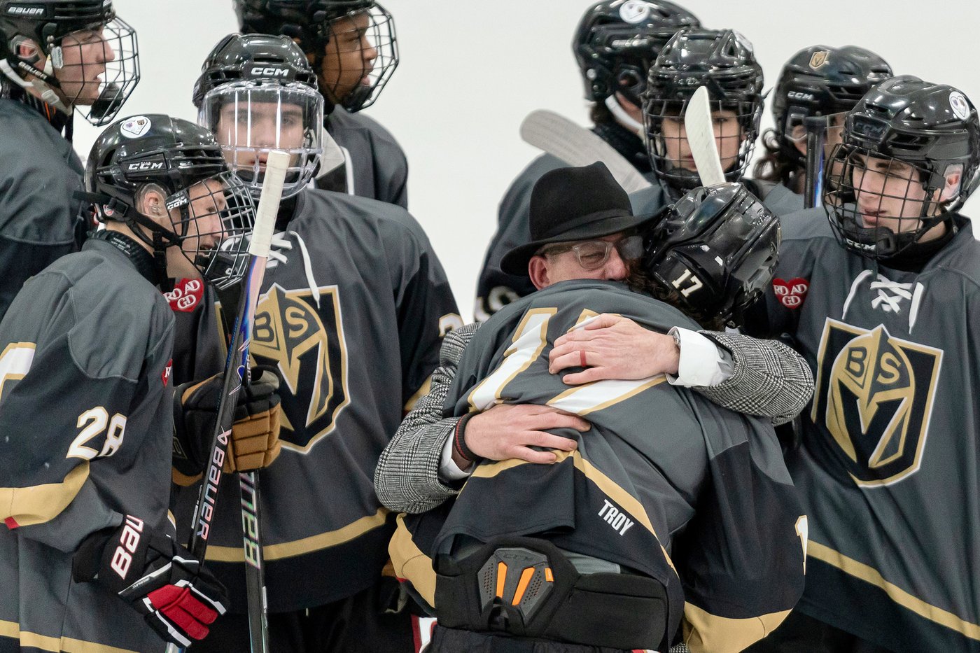 Hockey player who lost family in Rhode Island shooting scores winning goal in double overtime | iNFOnews.ca Hockey player who lost family in Rhode Island shooting scores winning goal in double overtime | iNFOnews.ca