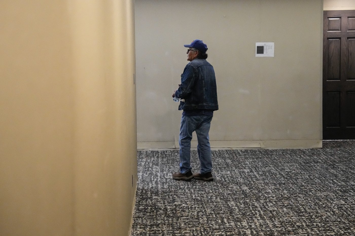Ontario wildfire evacuees recall ashes 'landing from the sky' in harrowing escape | iNhome Ontario wildfire evacuees recall ashes 'landing from the sky' in harrowing escape | iNhome