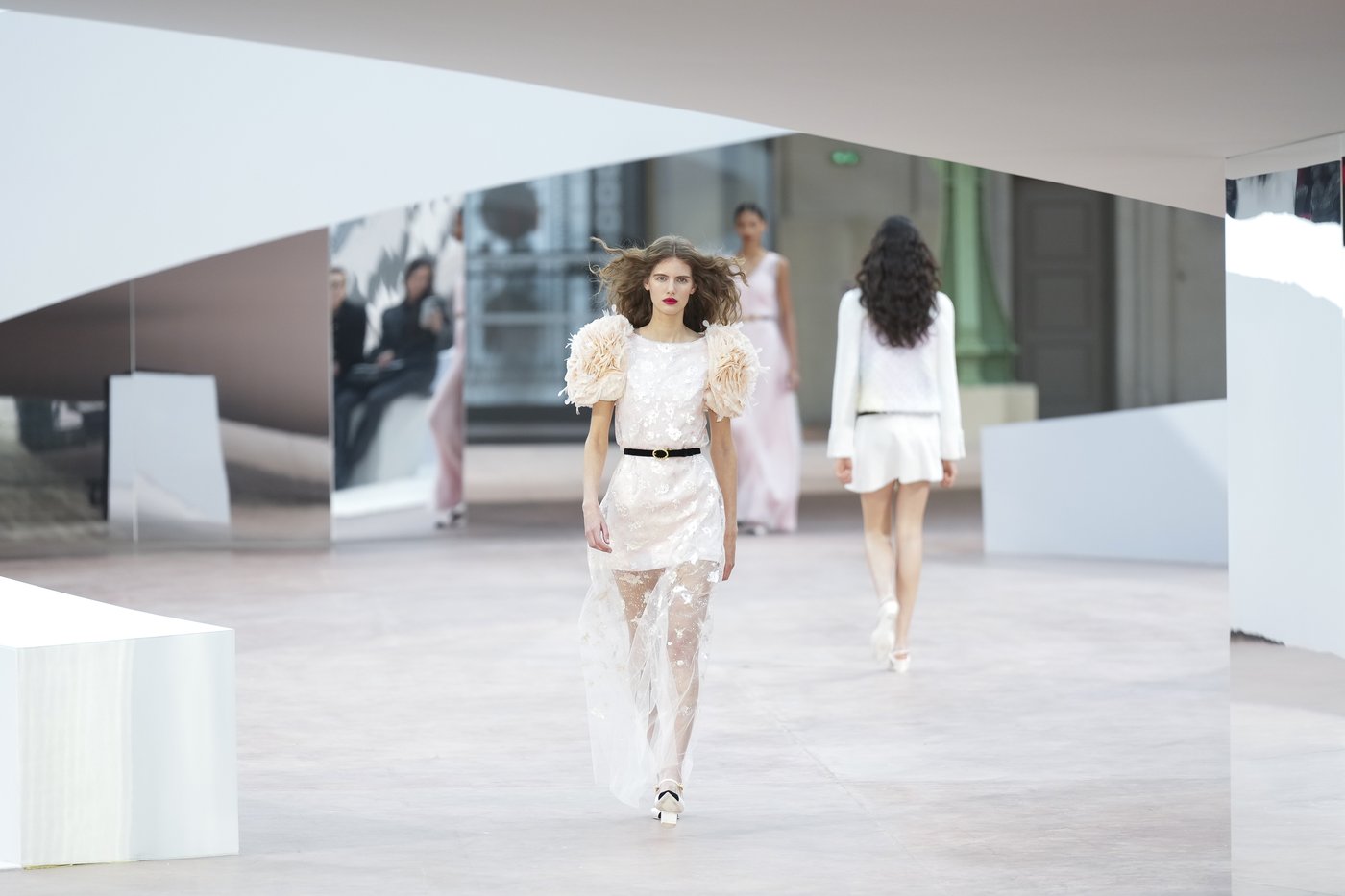 Chanel couture stuns with color, and Kylie Jenner, in final Paris show before Blazy's debut | iNFOnews.ca
