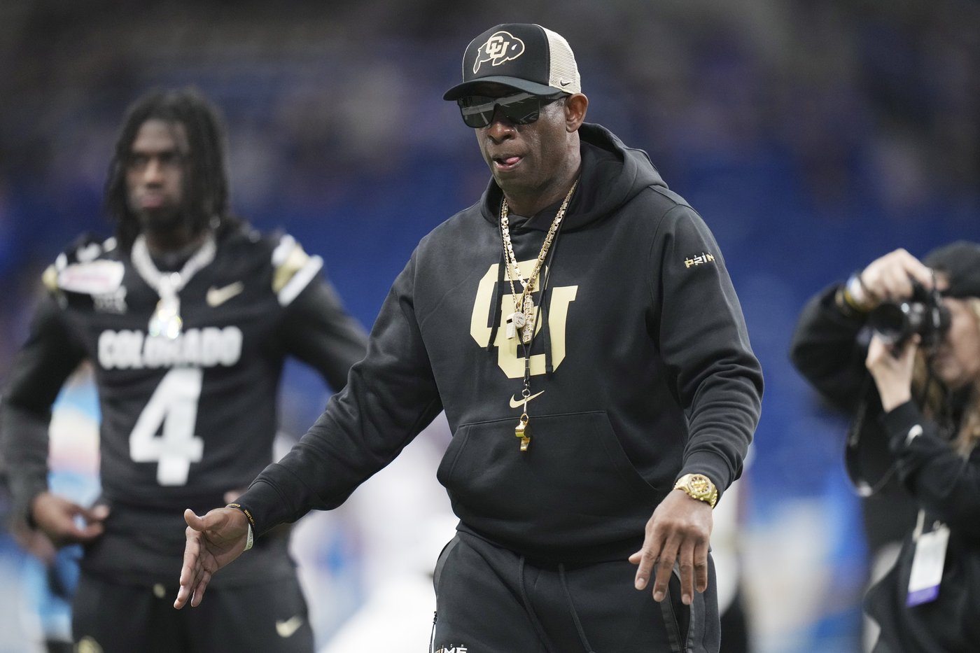 Hunter and Sanders close successful chapter at Colorado despite blowout loss to BYU in Alamo Bowl | iNFOnews.ca Hunter and Sanders close successful chapter at Colorado despite blowout loss to BYU in Alamo Bowl | iNFOnews.ca