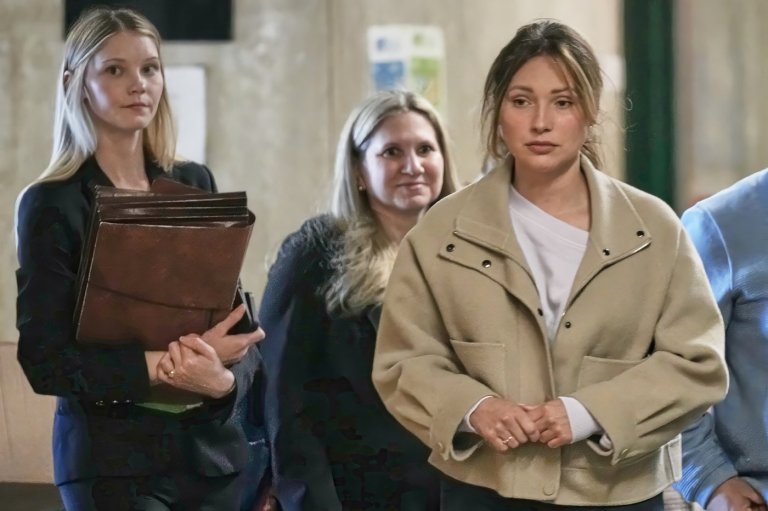 Harvey Weinstein's lawyers question his accuser at his rape retrial | iNFOnews.ca