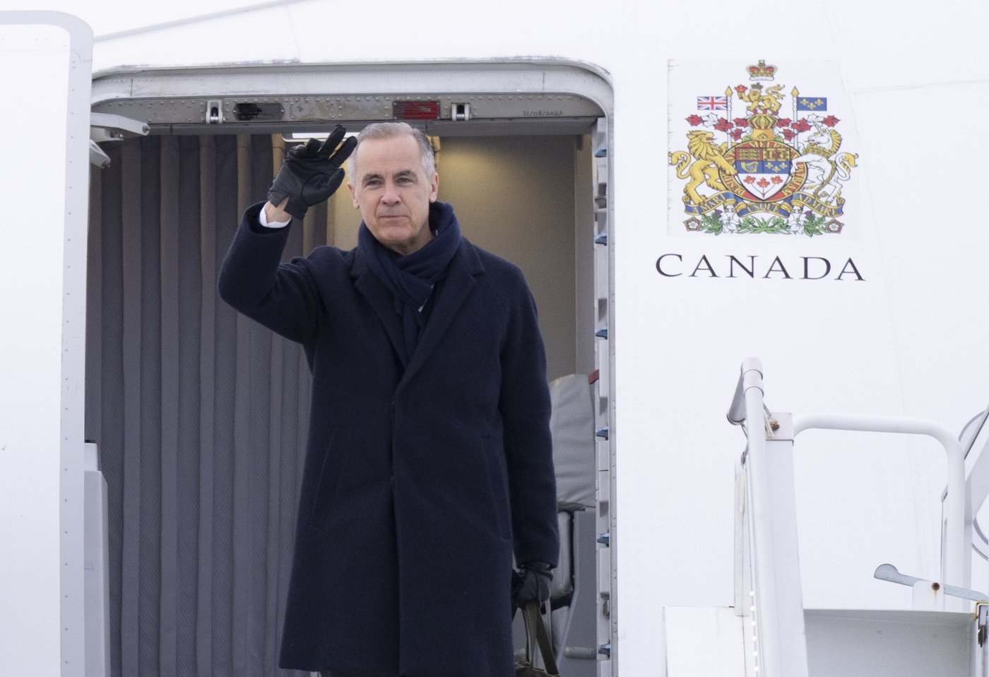 Carney arrives in Paris for talks with Ukraine's allies about security guarantees | iNFOnews.ca Carney arrives in Paris for talks with Ukraine's allies about security guarantees | iNFOnews.ca