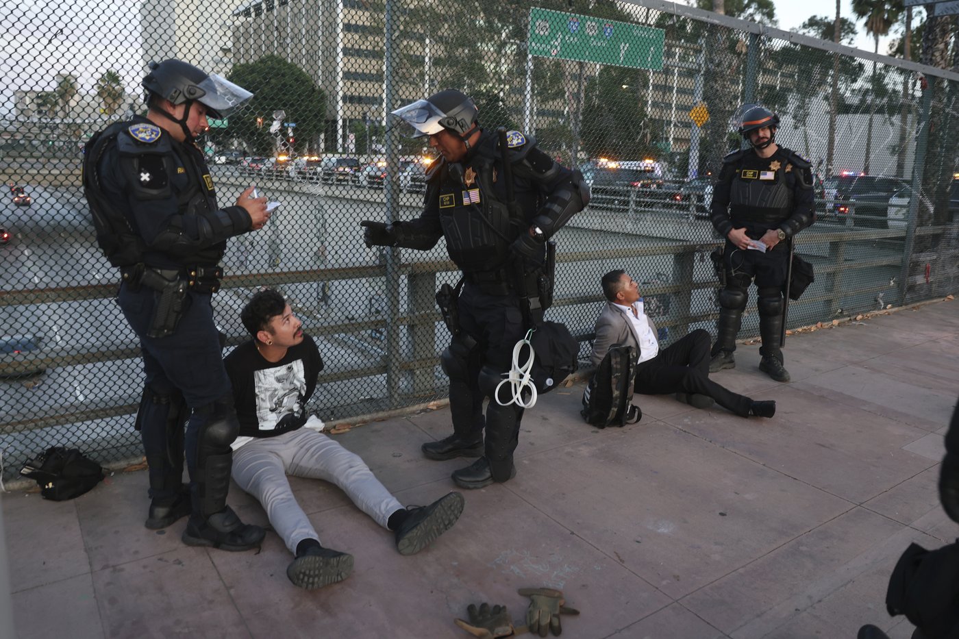 Los Angeles mayor lifts downtown curfew she imposed during protests against immigration raids | iNFOnews.ca Los Angeles mayor lifts downtown curfew she imposed during protests against immigration raids | iNFOnews.ca