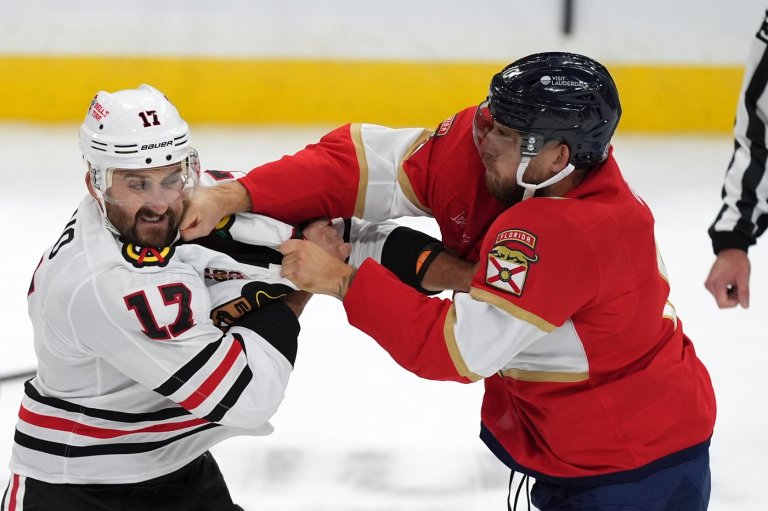 Blackhawks captain Nick Foligno is taking a leave of absence because of daughter's surgery | iNFOnews.ca