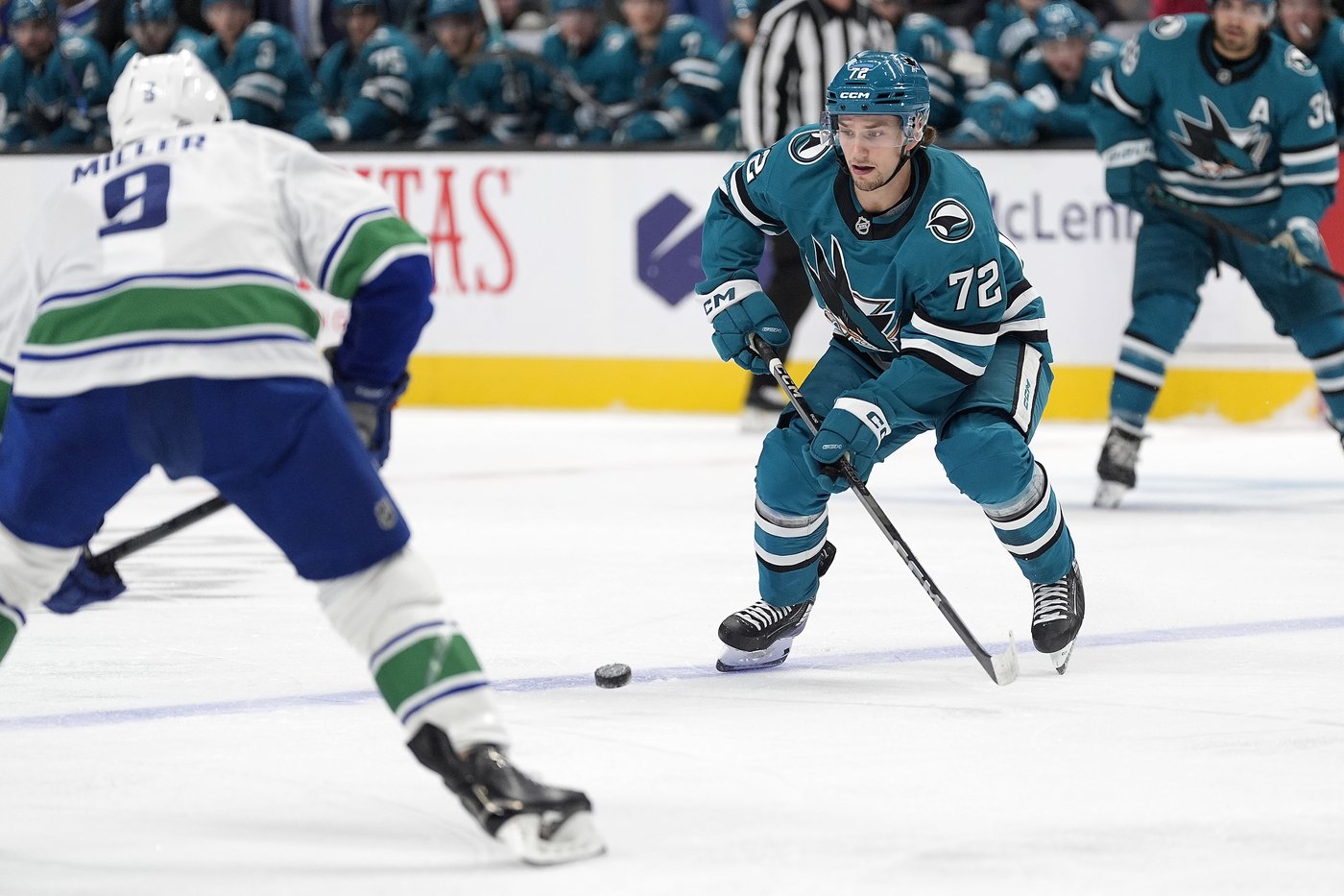 Suter scores twice as Canucks edge Sharks 3-2 | iNFOnews.ca Suter scores twice as Canucks edge Sharks 3-2 | iNFOnews.ca