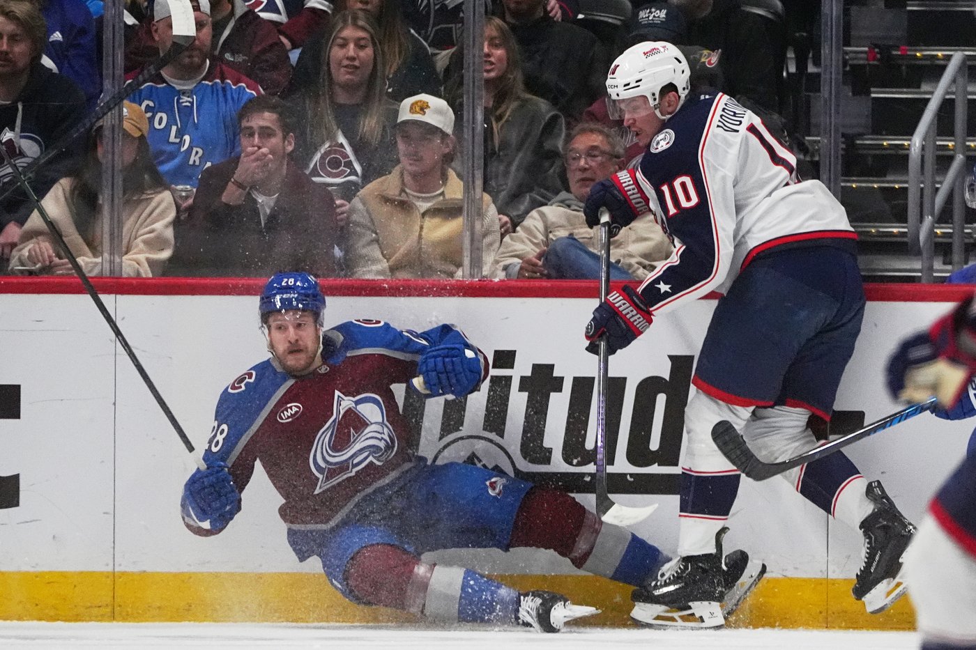Trent Miner records 1st NHL shutout as Avalanche beat Blue Jackets 4-0 for 17th straight home win | iNFOnews.ca
