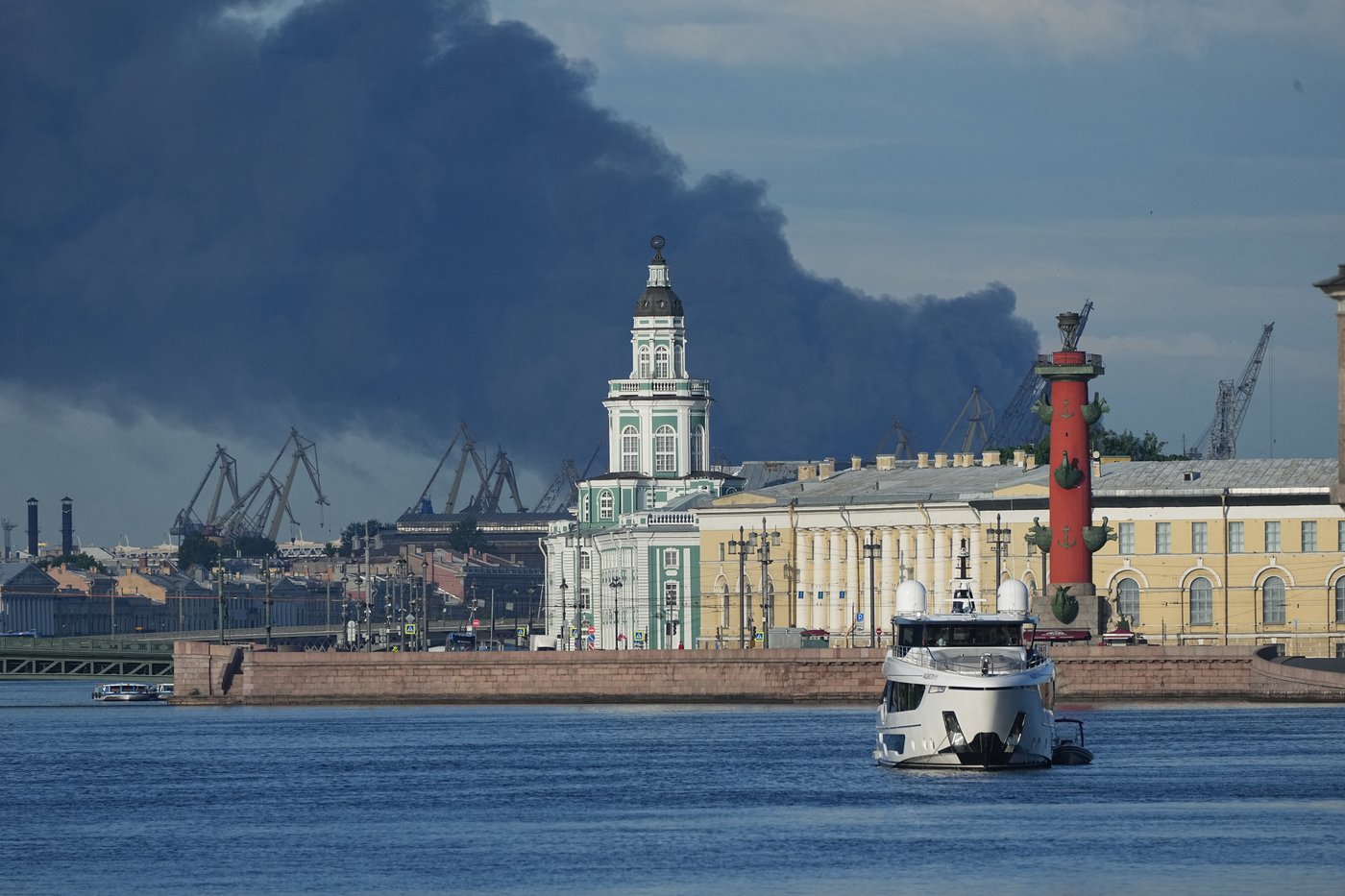 Ukraine targets St. Petersburg again after Putin rejects Zelenskyy's offer for direct talks | iNFOnews.ca Ukraine targets St. Petersburg again after Putin rejects Zelenskyy's offer for direct talks | iNFOnews.ca