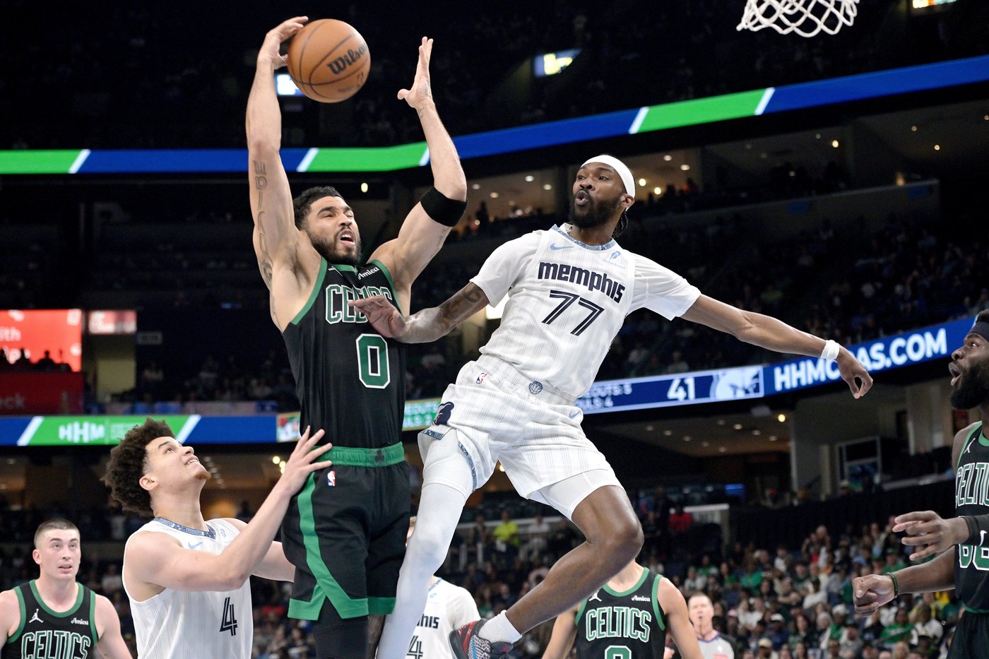 Jaylen Brown has 30 points as Celtics rally to defeat Grizzlies 117-112 | iNFOnews.ca Jaylen Brown has 30 points as Celtics rally to defeat Grizzlies 117-112 | iNFOnews.ca