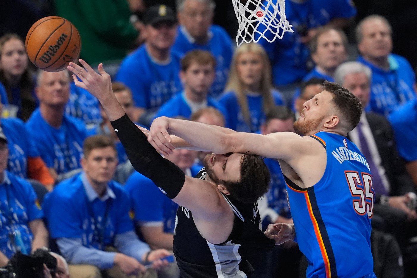 The Spurs say they're always learning. The Thunder have to do some learning before Game 2 as well | iNFOnews.ca The Spurs say they're always learning. The Thunder have to do some learning before Game 2 as well | iNFOnews.ca