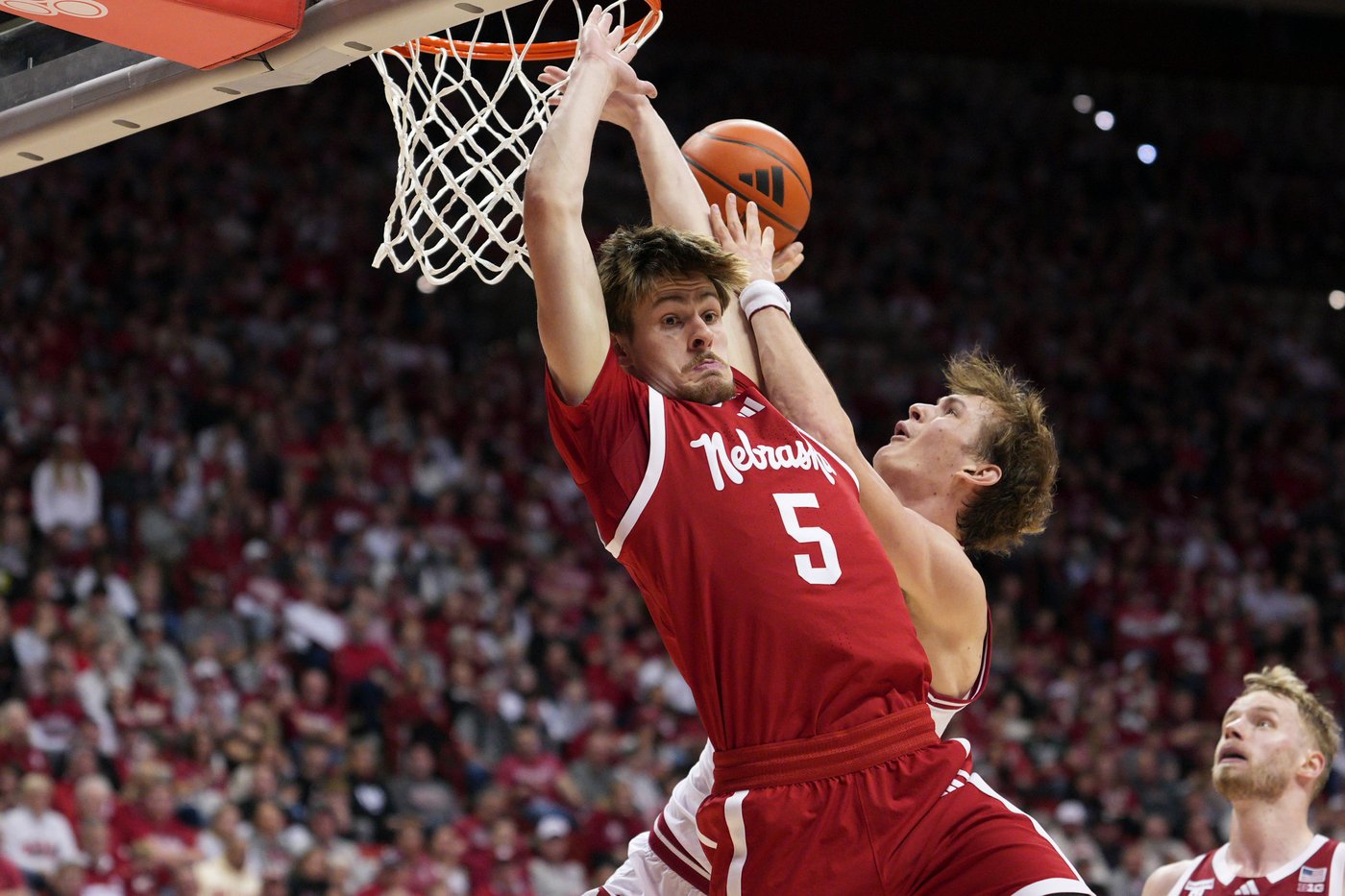 Jamarques Lawrence scores 27 to help No. 10 Nebraska overcome 16-point deficit to beat Indiana 83-77 | iNFOnews.ca Jamarques Lawrence scores 27 to help No. 10 Nebraska overcome 16-point deficit to beat Indiana 83-77 | iNFOnews.ca