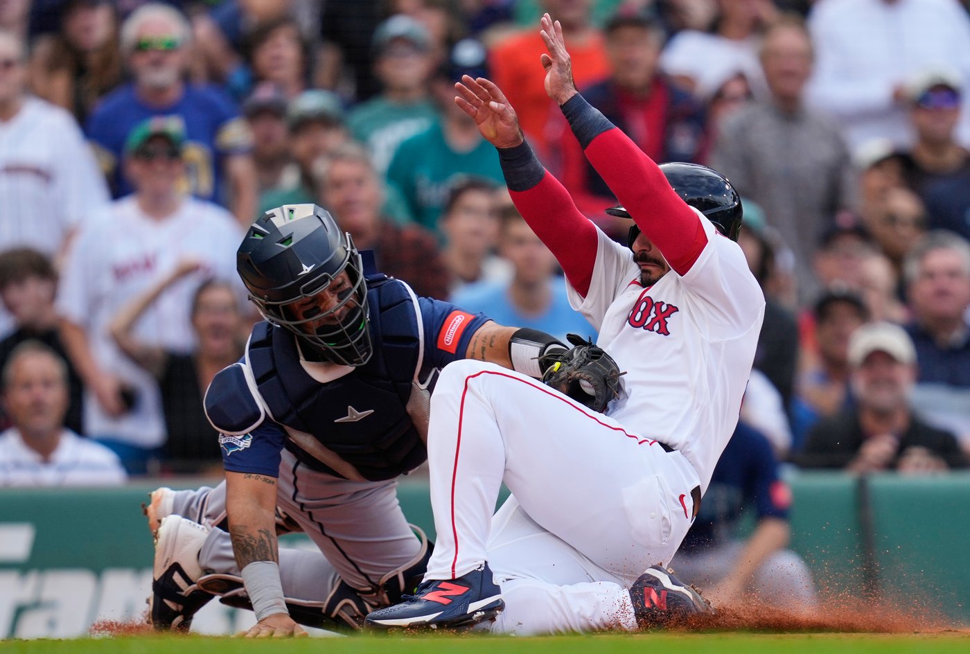 Jhonny Pereda has 2 RBIs, Mariners roll past Red Sox 8-3 | iNFOnews.ca Jhonny Pereda has 2 RBIs, Mariners roll past Red Sox 8-3 | iNFOnews.ca