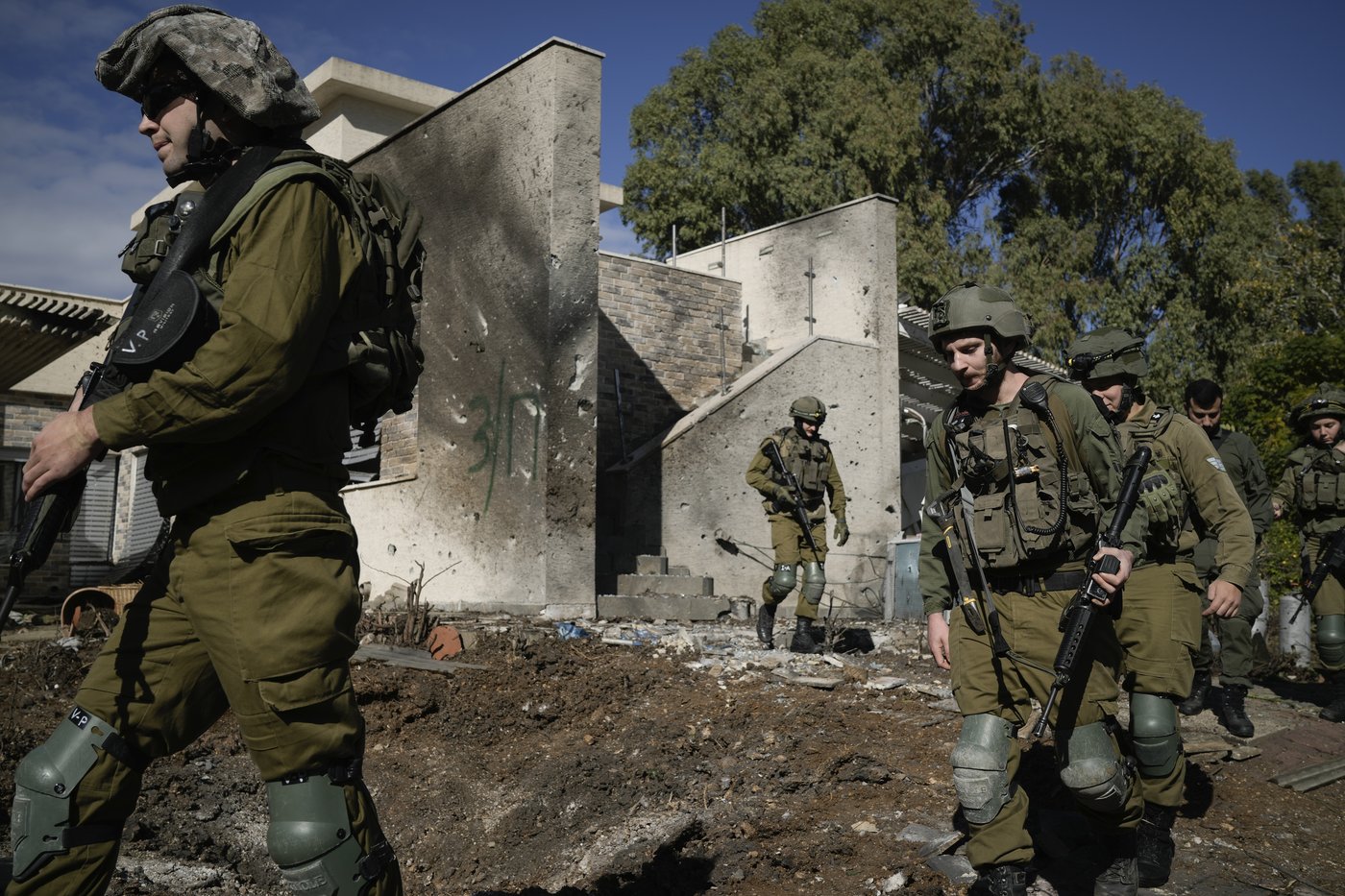 Israel bombards Beirut suburbs as its leadership prepares to vote on ceasefire with Hezbollah | iNFOnews.ca
