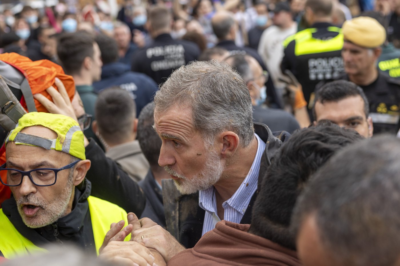 Spain flood survivors hurl mud at the royals and top government officials | iNFOnews.ca