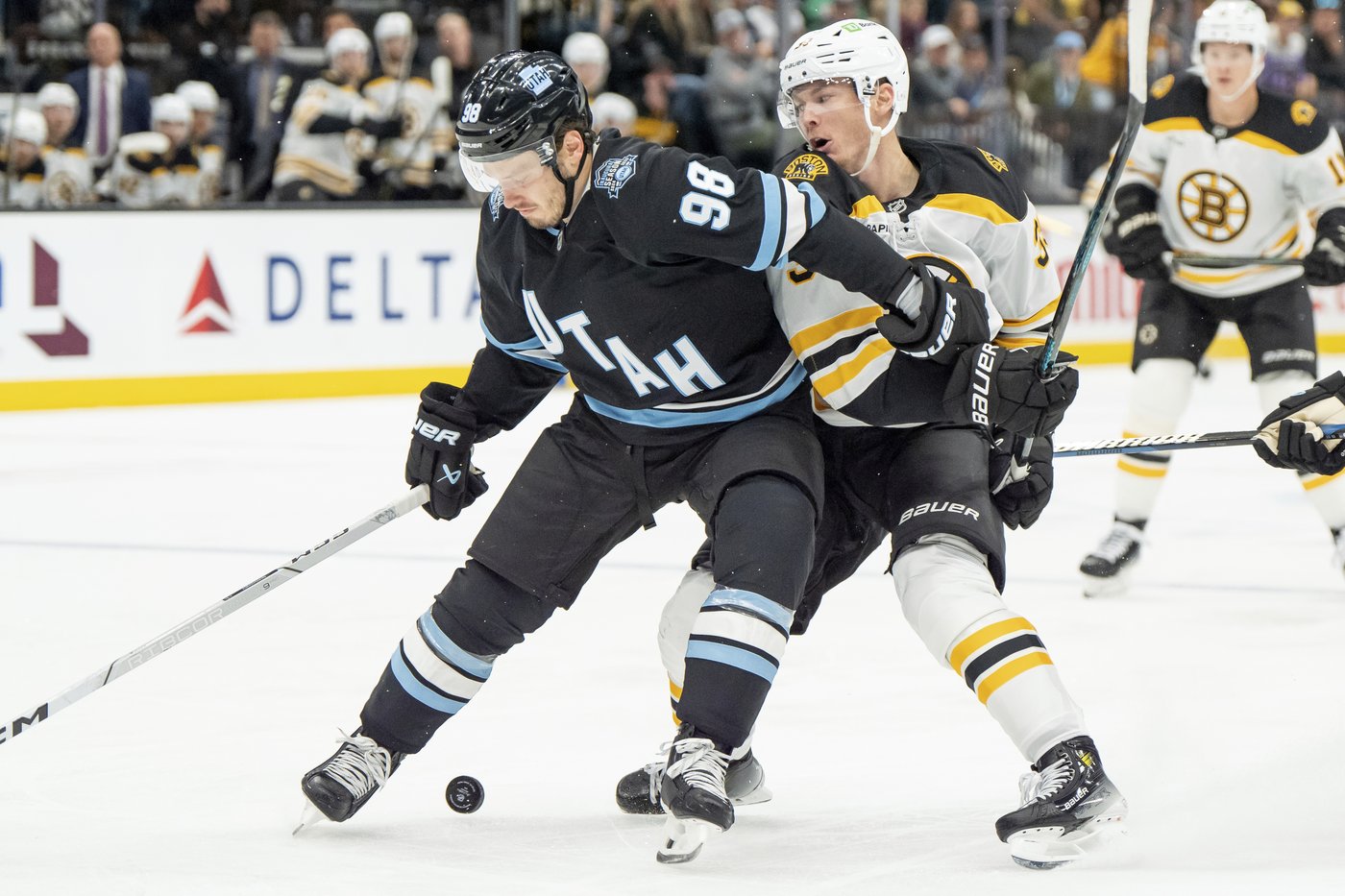 Kesslering scores in OT to lift Utah to 2-1 win over Bruins | iNFOnews.ca