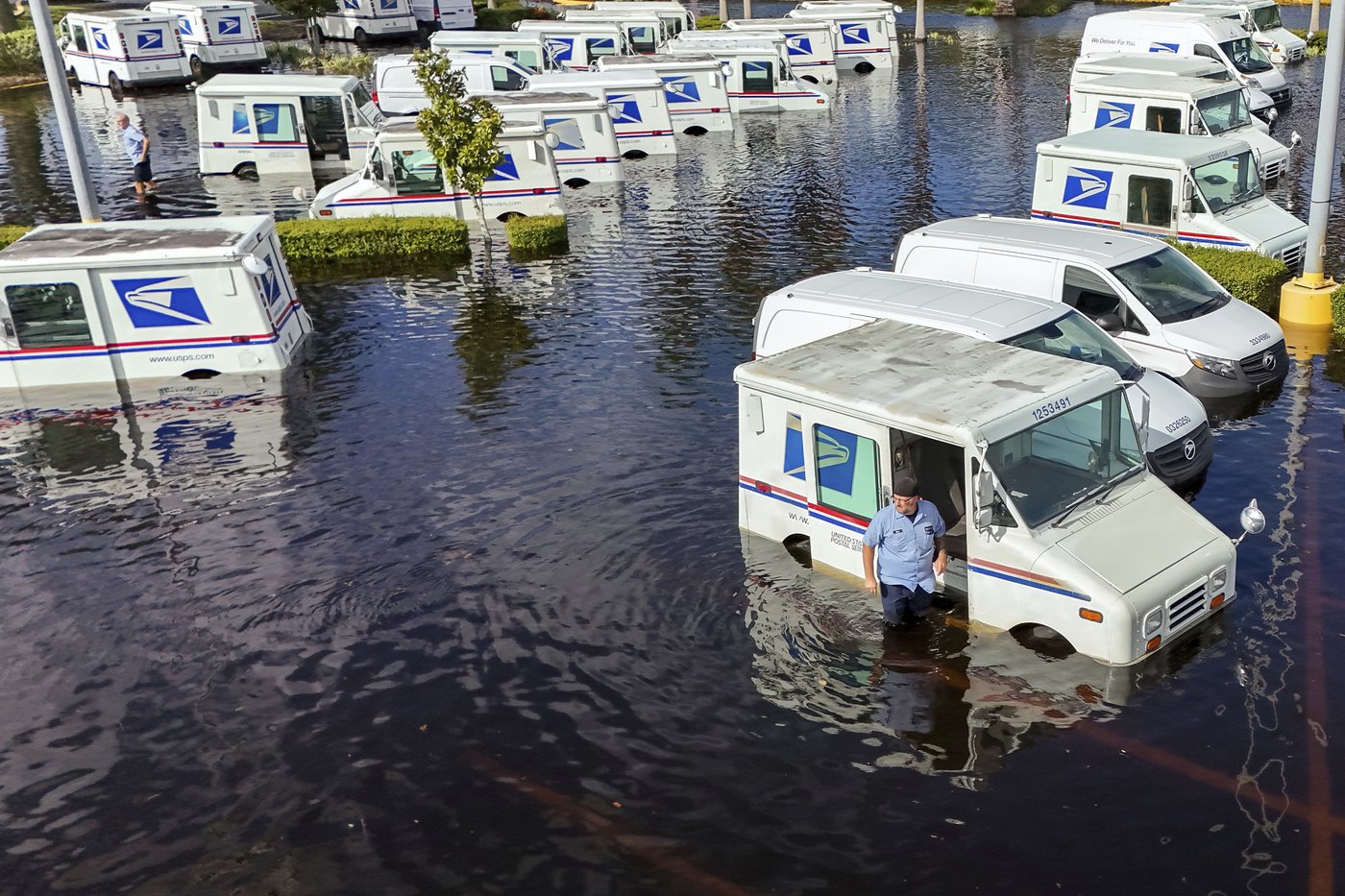 What to know as Florida residents begin cleaning up after Hurricane Milton | iNFOnews.ca
