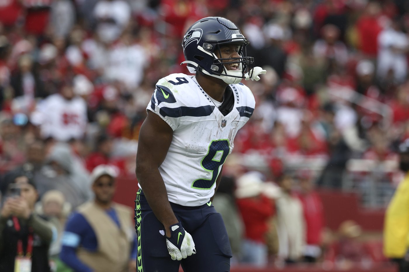 Kenneth Walker III ruled out for Seahawks heading into crucial NFC West game vs. Cardinals | iNFOnews.ca
