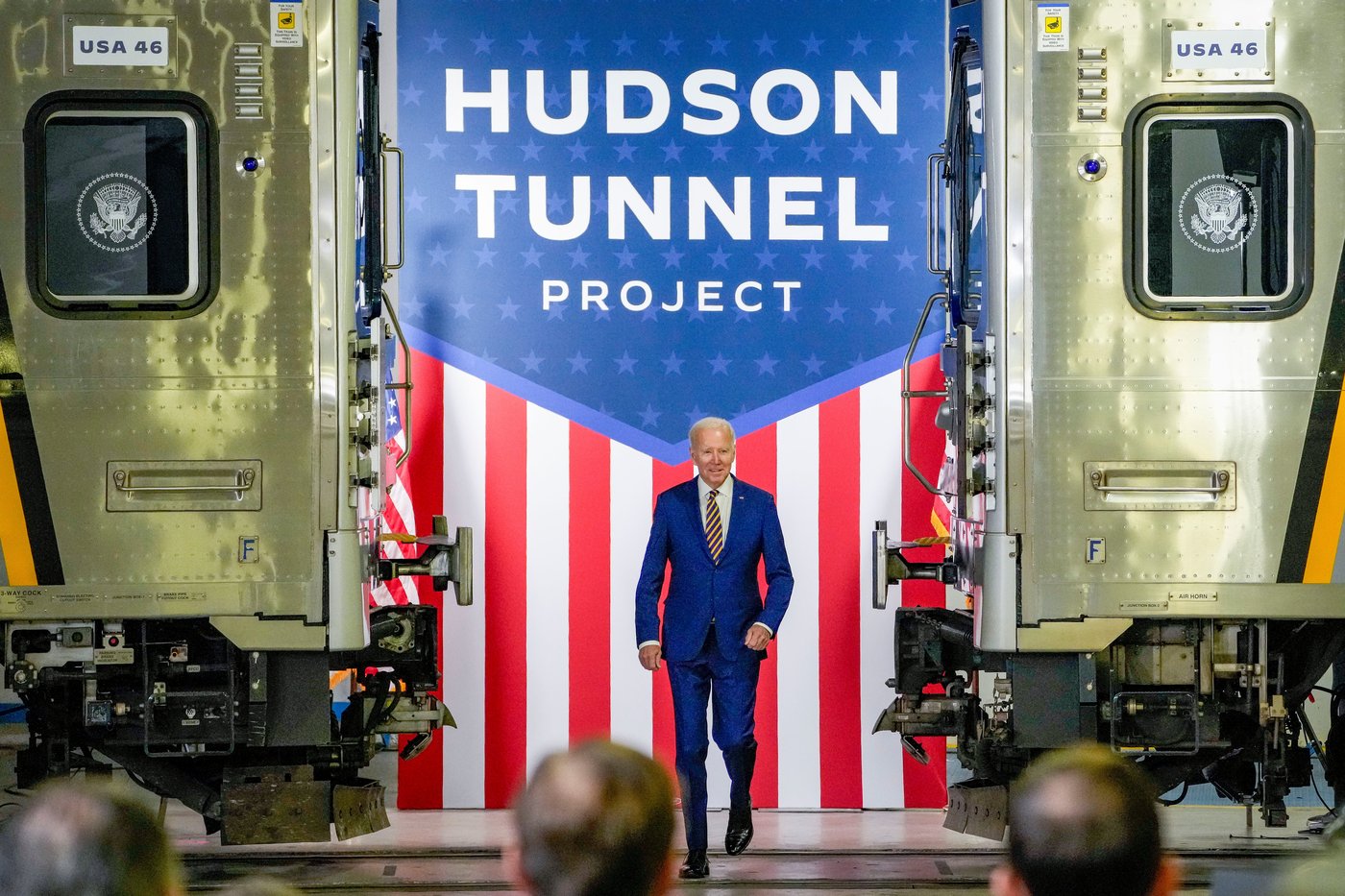 Trump administration puts on hold $18 billion in funding for New York City infrastructure projects | iNFOnews.ca