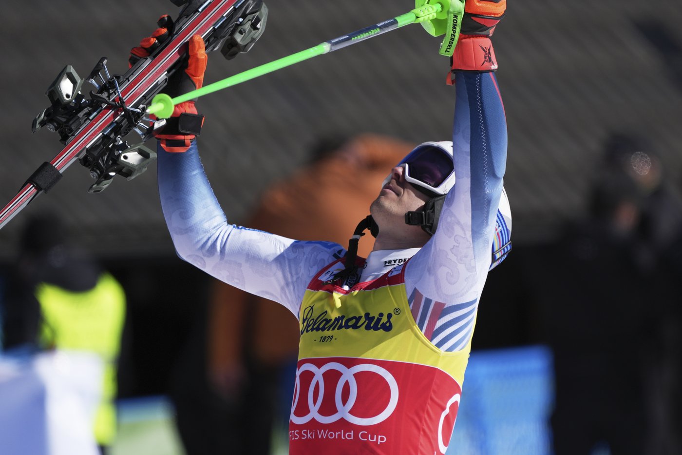 Norwegian skier Henrik Kristoffersen wins World Cup slalom for 2nd victory in 2 days | iNFOnews.ca