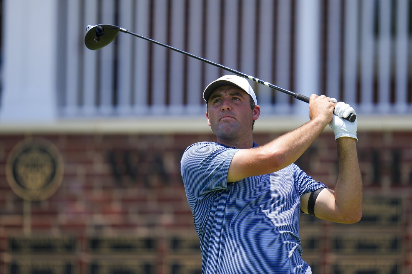 PGA champ Scheffler still has shot at 3rd win in row with big move at Colonial despite 3 late bogeys | iNFOnews.ca