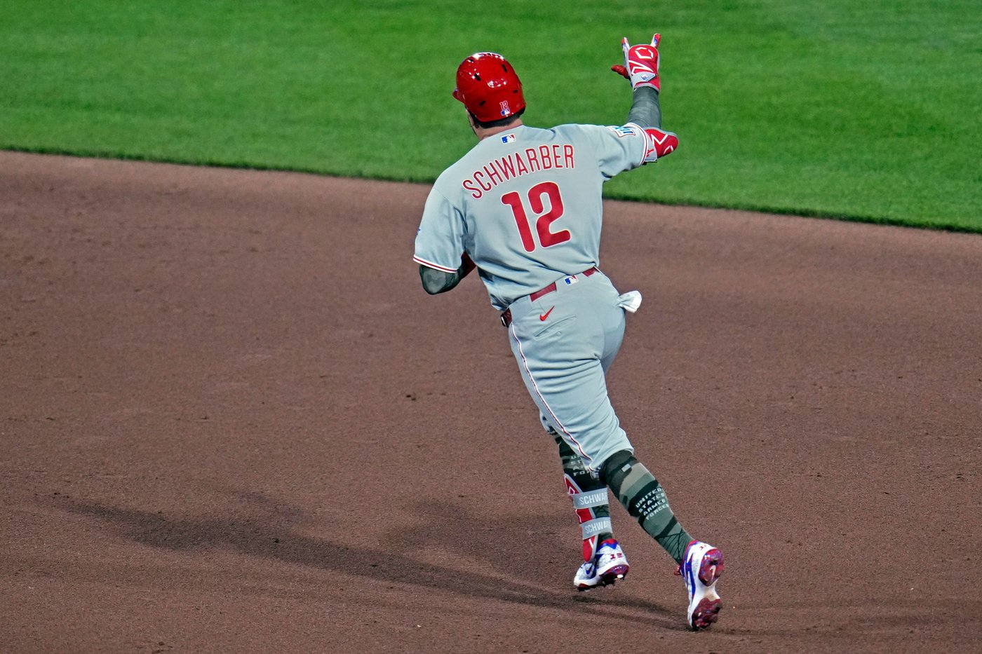 Kyle Schwarber is on a heater. So are the Phillies. It's not a coincidence | iNFOnews.ca Kyle Schwarber is on a heater. So are the Phillies. It's not a coincidence | iNFOnews.ca