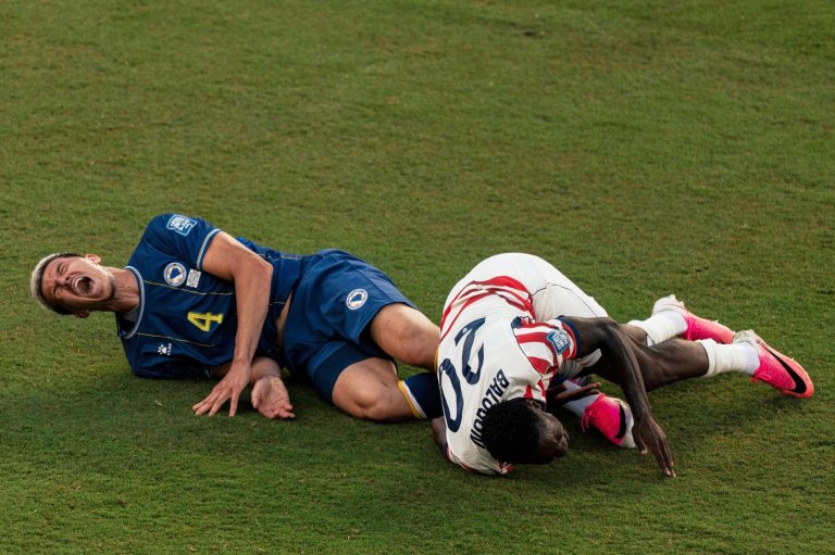Leeds signs Bosnian defender Muharemović fouled by US forward Balogun at World Cup | iNFOnews.ca