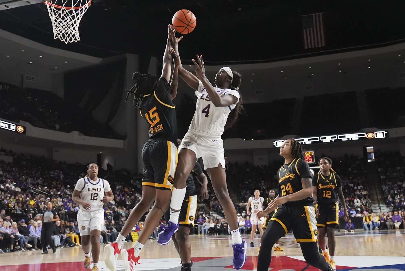 Aneesah Morrow scores 26 to lead No. 5 LSU over Grambling State 100-54 | iNFOnews.ca