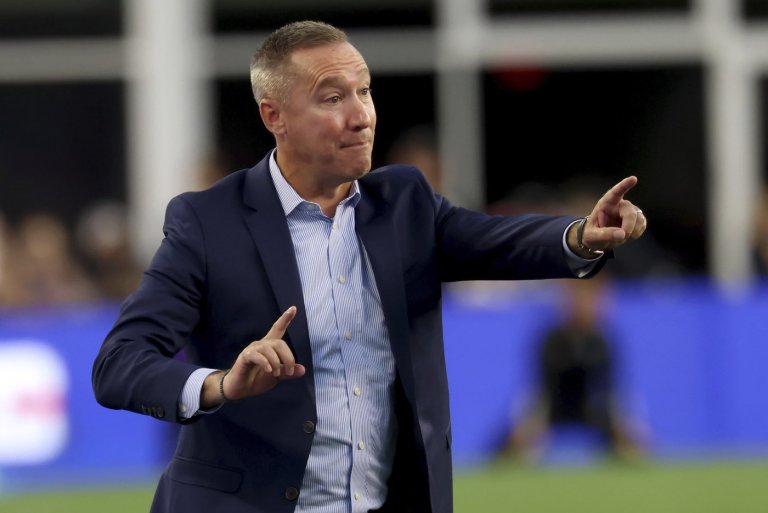 New England Revolution fire Caleb Porter with 4 games left in the coach's 2nd season | iNFOnews.ca