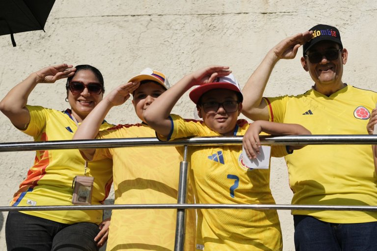 Colombia's soccer jersey isn't just about sports. It's become a symbol of political division | iNFOnews.ca